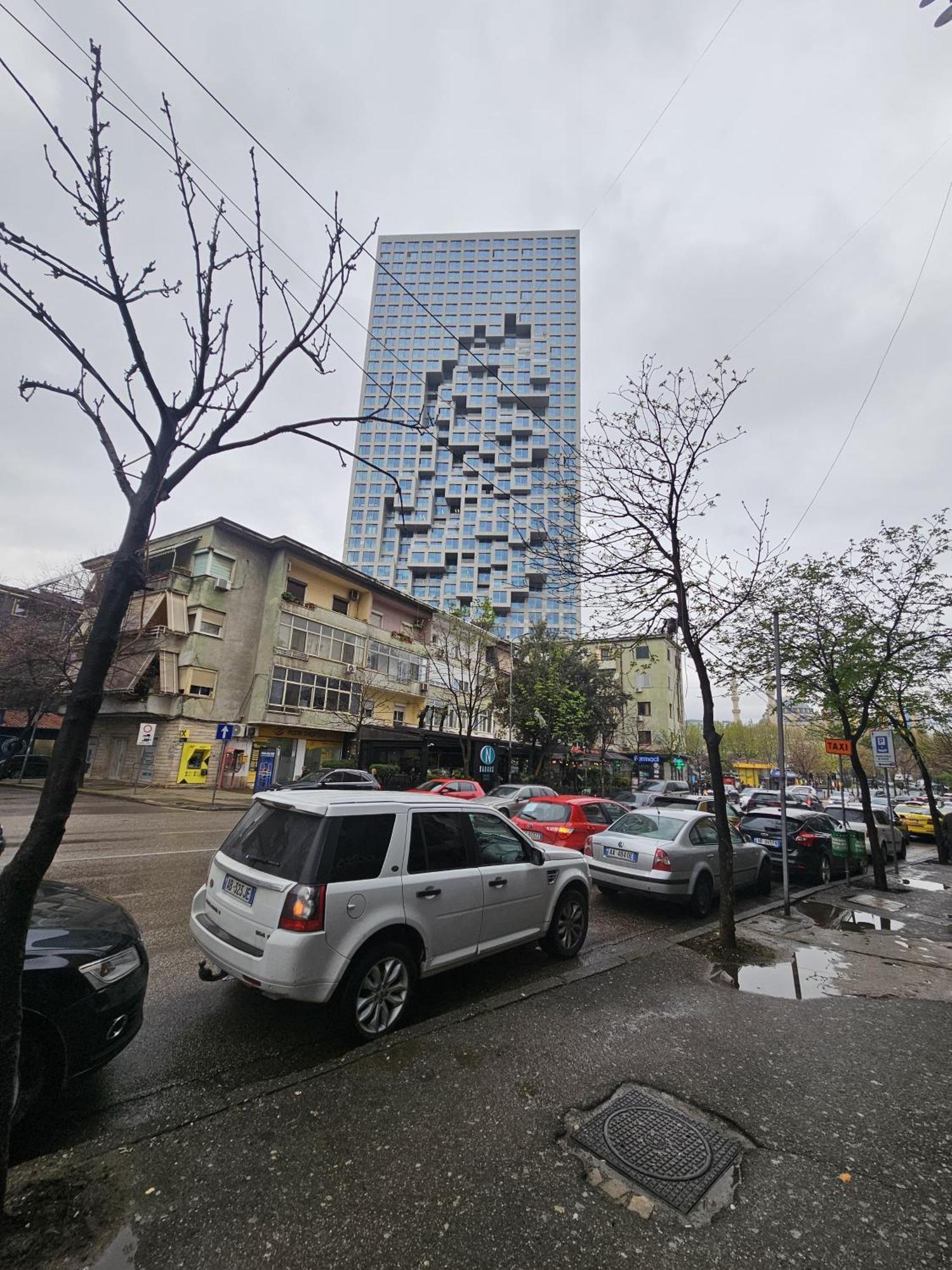 Axes Apartment